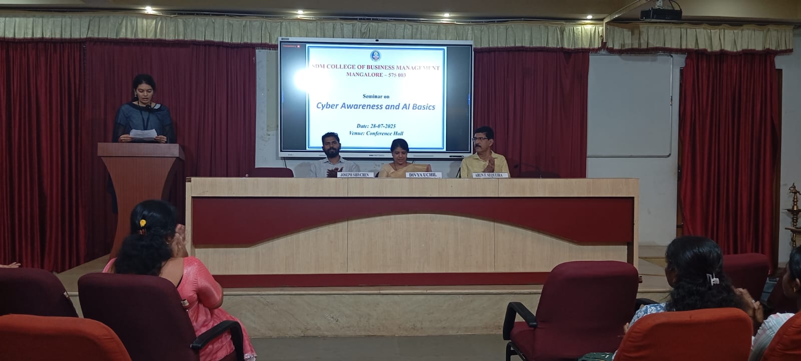 Cisco Cyber Awareness and AI Basics Seminar.