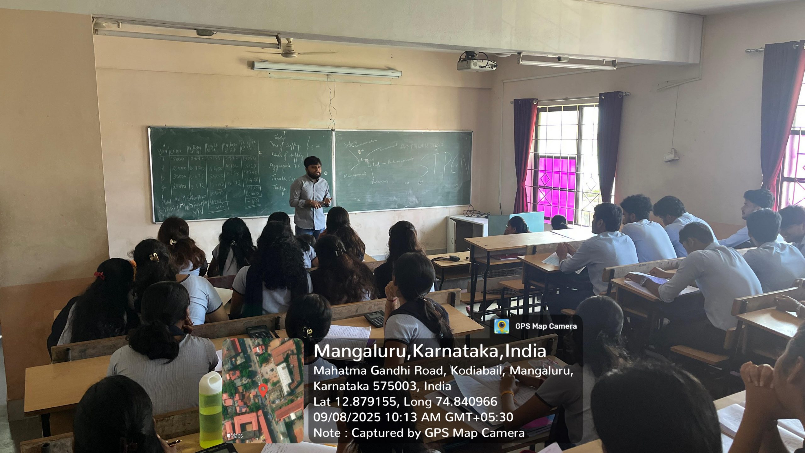 Alumni Interaction – Importance of Internships and Networking.