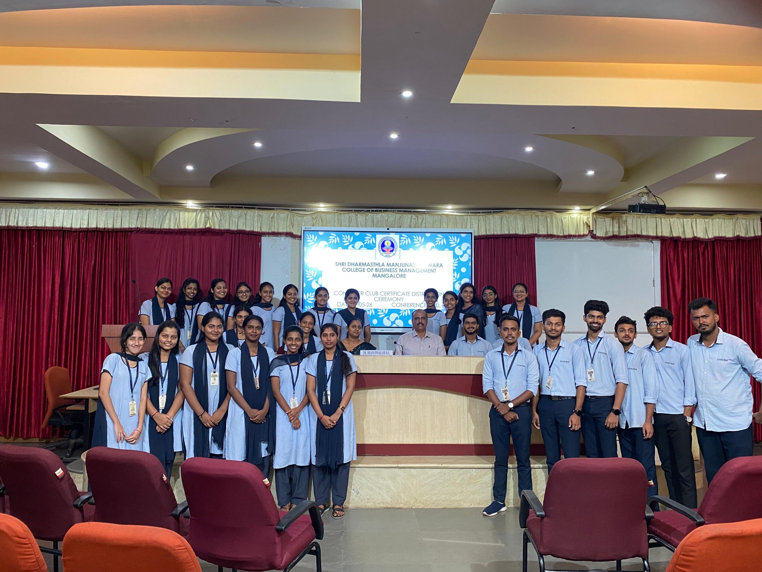 Certificate Distribution Programme for the students of the Consumer Education Short-Term Course.